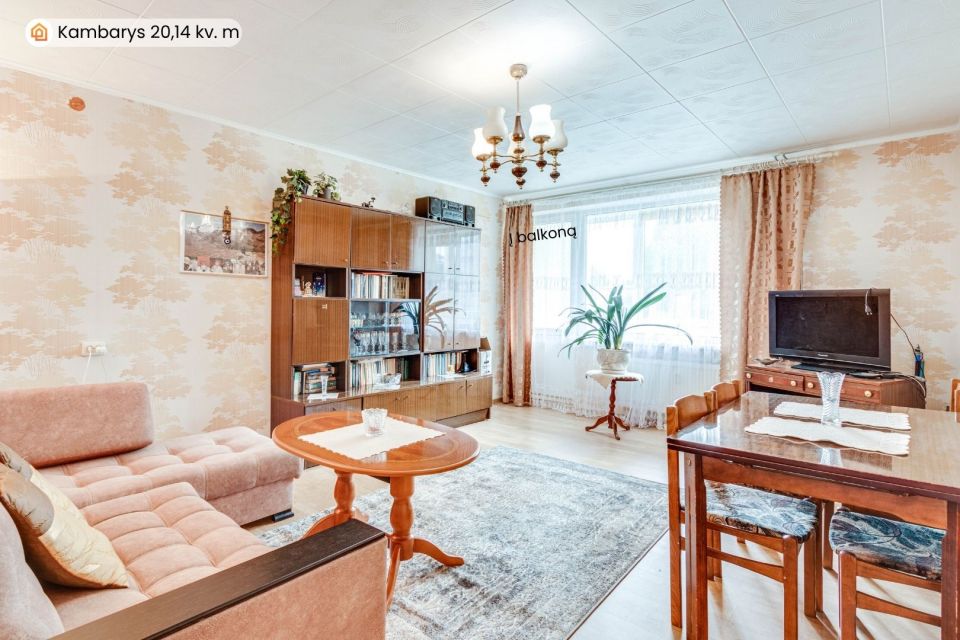 Parduodamas 2 kambarių butas renovuotame name, Kelmės miesto centre, B. Laucevičiaus g. 6