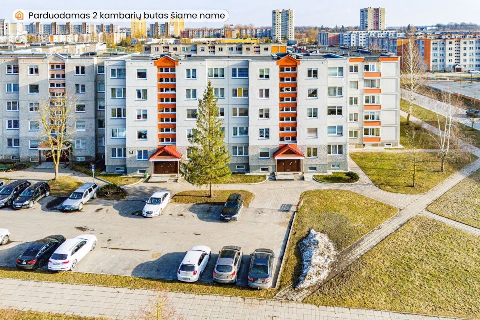 Parduodamas 2 kambarių butas &Scaron;iauliuose, Gytarių g.