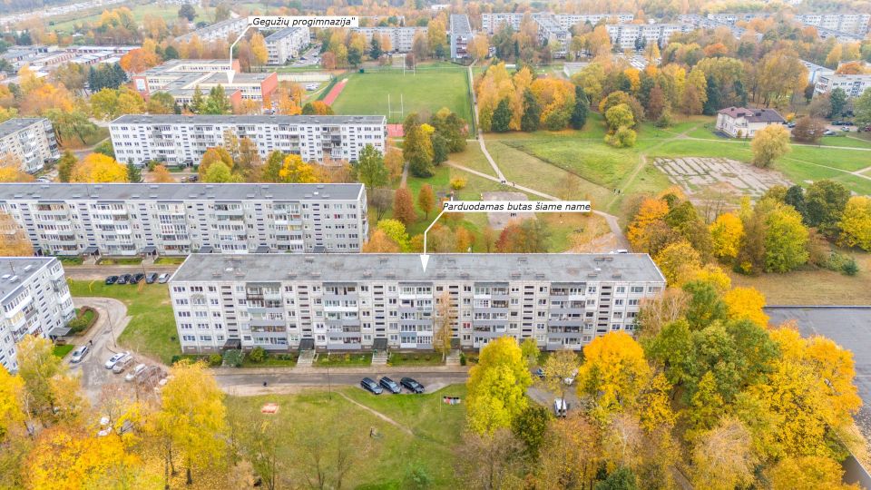 Parduodamas 2 kambarių butas Šiauliuose, S. Dariaus ir S. Girėno g. 14.