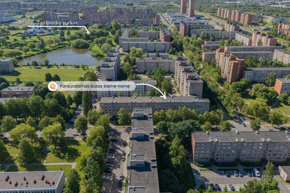 Parduodamas 2 kambarių butas su balkonu 1-jame aukšte, Žardininkų g. 21, Klaipėdoje