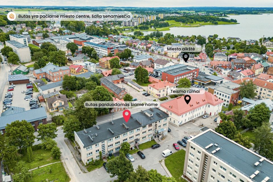 Parduodamas 2 kambarių butas su bendro naudojimosi patalpomis, Kęstučio g. 21, Tel&scaron;iuose