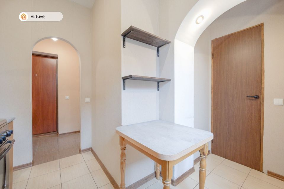 Parduodamas 2 kambarių butas su privačiu žemės sklypu Gėlių g. 27, Klaipėdoje