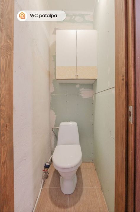 Parduodamas 2 kambarių butas su privačiu žemės sklypu Gėlių g. 27, Klaipėdoje