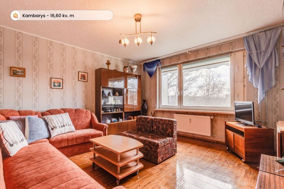 Parduodamas 2 kambarių butas Tel&scaron;iuose, Masčio g. 4, renovuotame name, 2-me auk&scaron;te