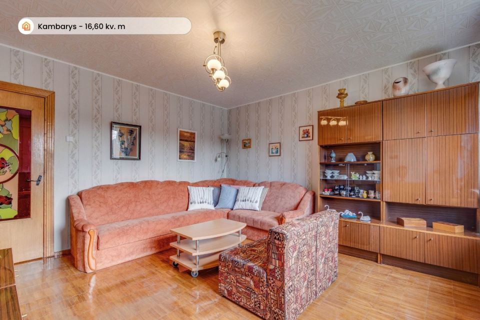 Parduodamas 2 kambarių butas Tel&scaron;iuose, Masčio g. 4, renovuotame name, 2-me auk&scaron;te