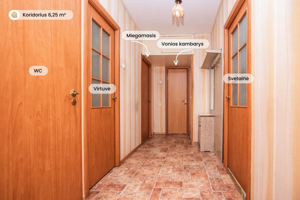 Parduodamas 2 kambarių butas Tylioji g. 10, Mažeikiuose – renovuotame name