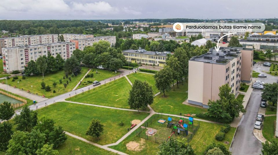 Parduodamas 2 kambarių butas Tylioji g. 10, Mažeikiuose – renovuotame name
