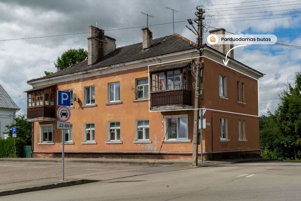 Parduodamas 2 kambarių butas Vabalninko centre, Žolinės a. 17, &scaron;alia bažnyčios