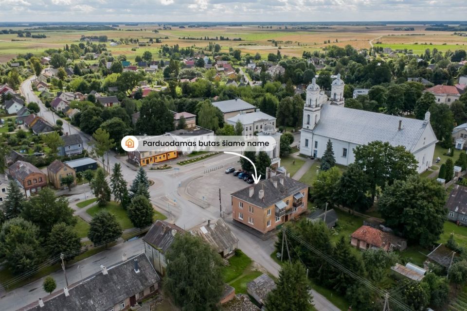 Parduodamas 2 kambarių butas Vabalninko centre, Žolinės a. 17, &scaron;alia bažnyčios