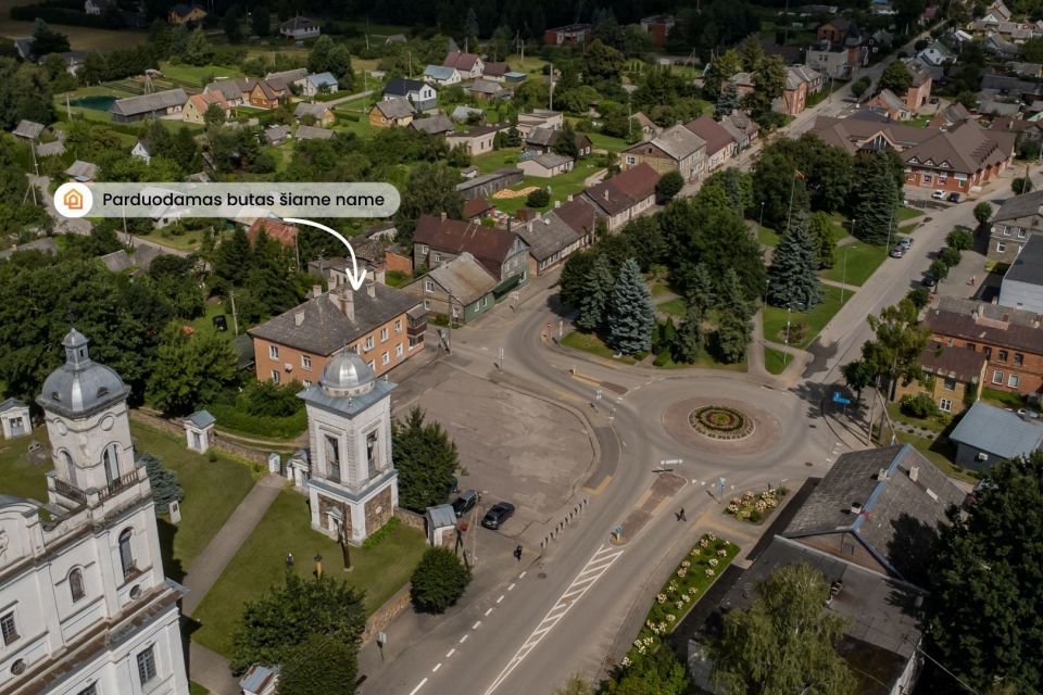 Parduodamas 2 kambarių butas Vabalninko centre, Žolinės a. 17, &scaron;alia bažnyčios