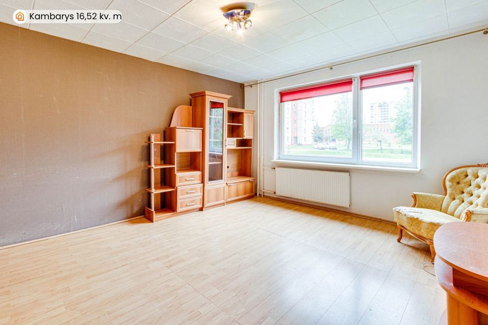 Parduodamas 2 nepereinamų kambarių butas &Scaron;iauliuose, Dainų g. 46a