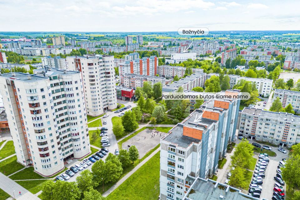 Parduodamas 2 nepereinamų kambarių butas &Scaron;iauliuose, Dainų g. 46a