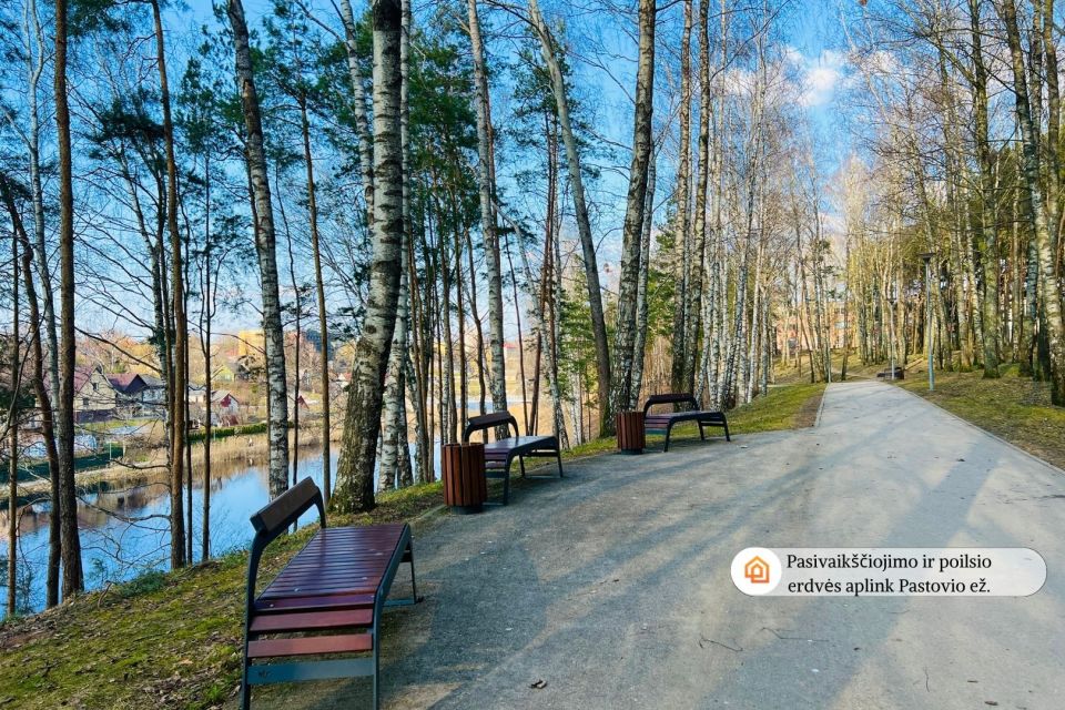 Parduodamas 3-jų kambarių butas, su individualiu įėjimu. Vilniaus g. 94, Molėtai