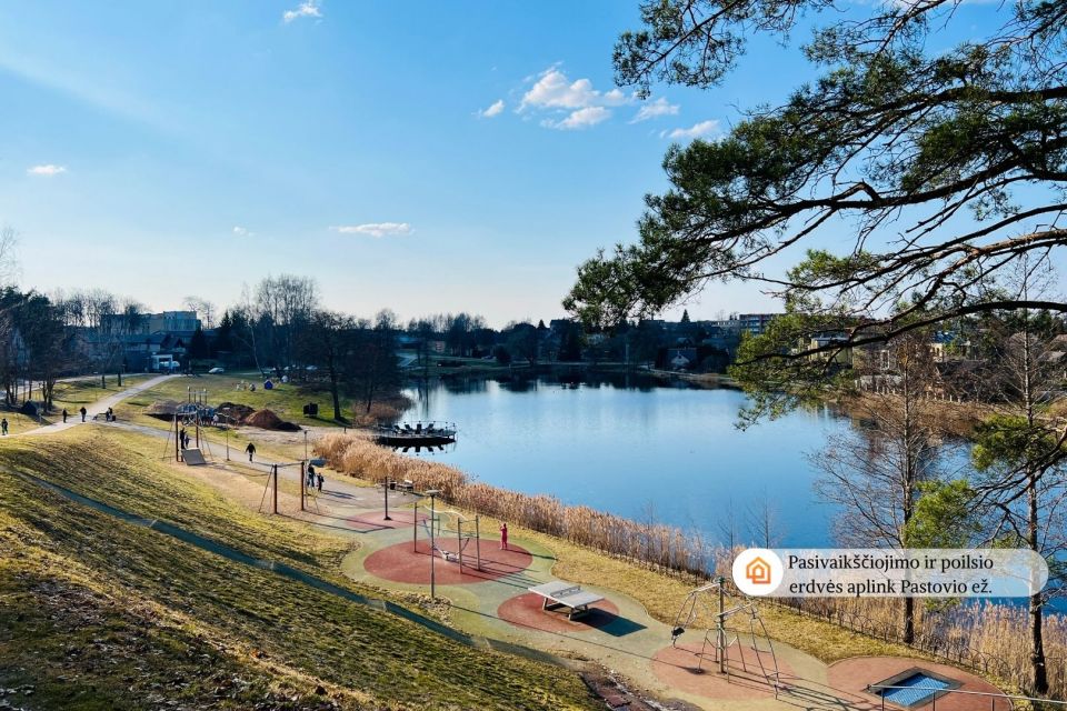 Parduodamas 3-jų kambarių butas, su individualiu įėjimu. Vilniaus g. 94, Molėtai