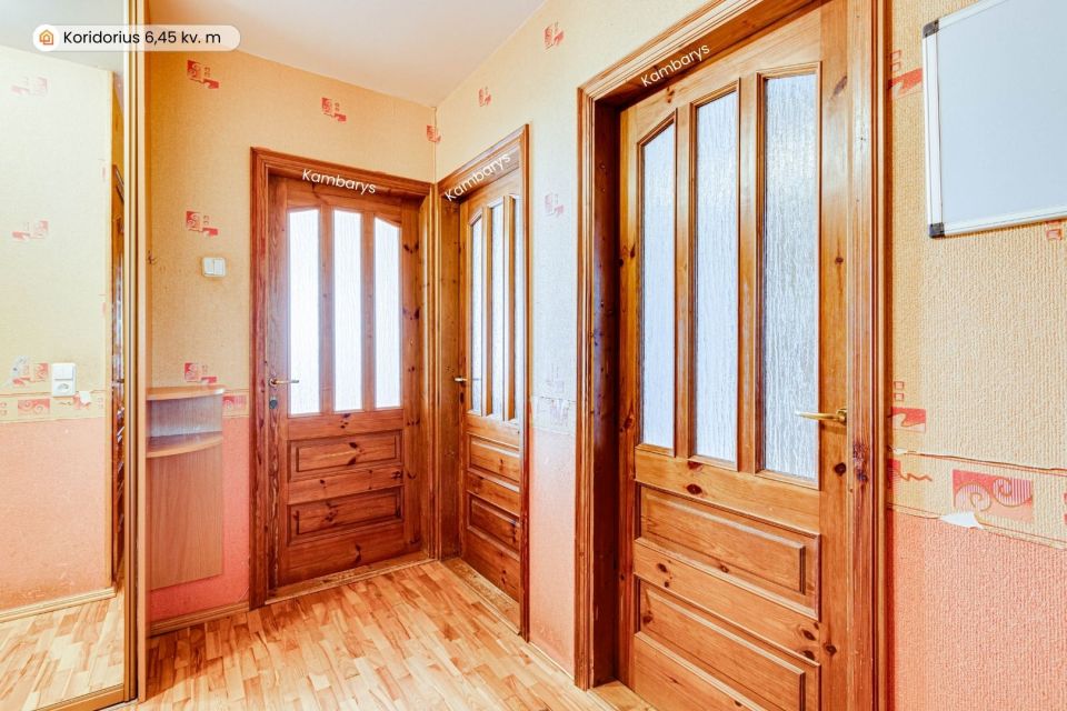Parduodamas 3 kambarių butas Krymo g. 8, Šiauliuose
