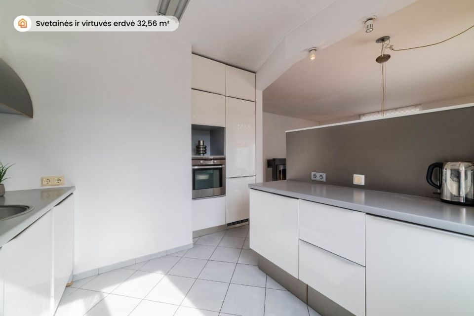 Parduodamas 3 kambarių butas pačiame miesto centre, Varpo g. 53, Šiauliuose