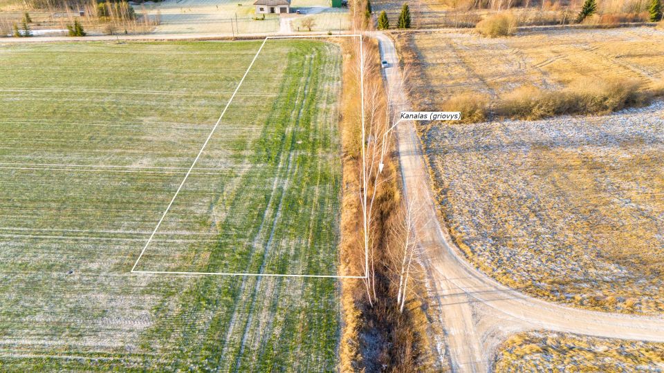 Parduodamas 43,5 arų žemės ūkio paskirties sklypas Ąžuolo g., Lukšių k., Šiaulių r.