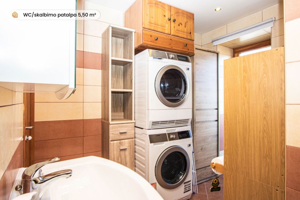 Parduodamas 2 kambarių, 50 kv.m. butas su židiniu ir pirtimi &scaron;alia Sablauskių tvenkinio, Akmenės r.