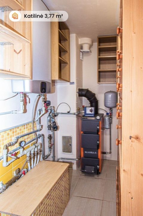 Parduodamas 2 kambarių, 50 kv.m. butas su židiniu ir pirtimi &scaron;alia Sablauskių tvenkinio, Akmenės r.