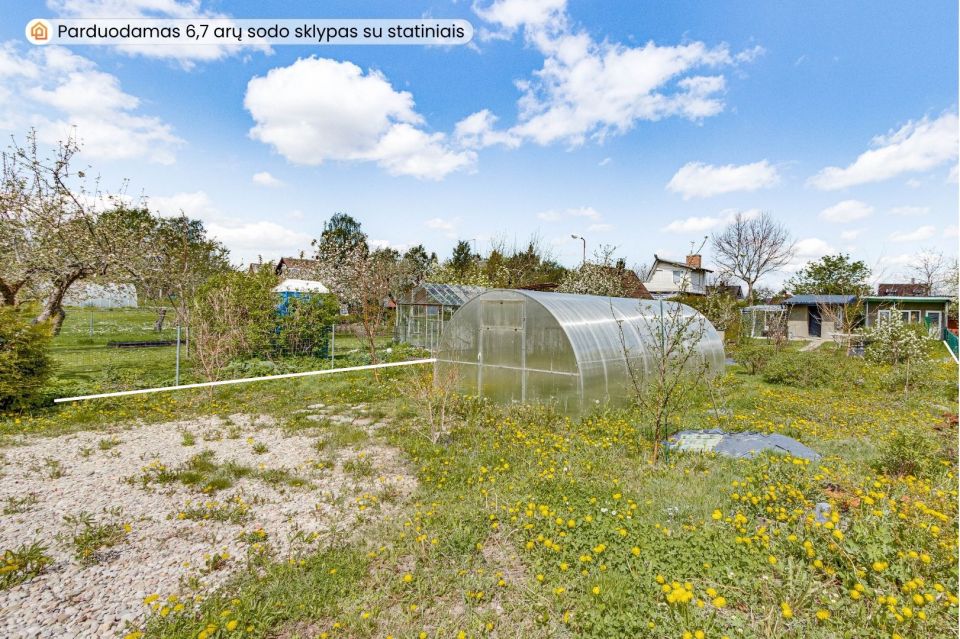 Parduodamas 6,7 arų sodo sklypas su sodo namu, naujos statybos statiniu ir garažu &Scaron;iauliuose, s/b &bdquo;Lak&scaron;tingala&ldquo;