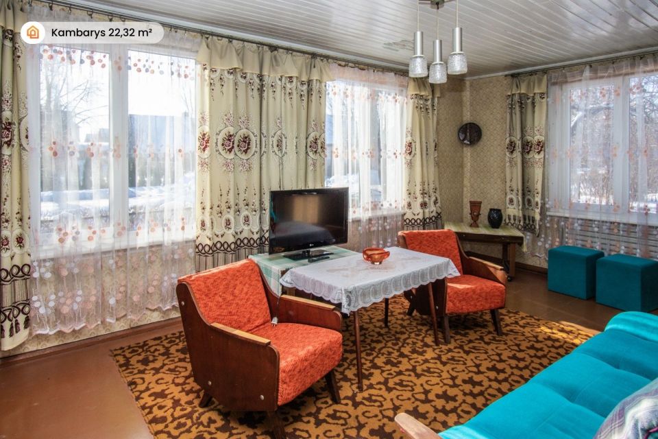 Parduodamas dviejų gyvenamųjų dalių namas su 15,33 a sklypu P. Matulionio g., Mažeikių senamiestyje