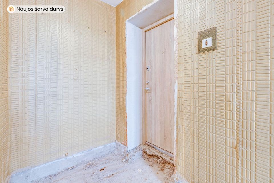 Parduodamas erdvus 1 kambario butas Radvili&scaron;kyje, J. Jaramino g.