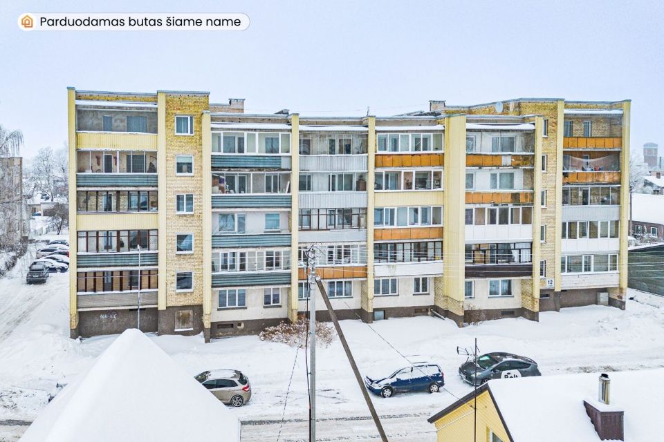 Parduodamas erdvus 1 kambario butas Radvili&scaron;kyje, J. Jaramino g.