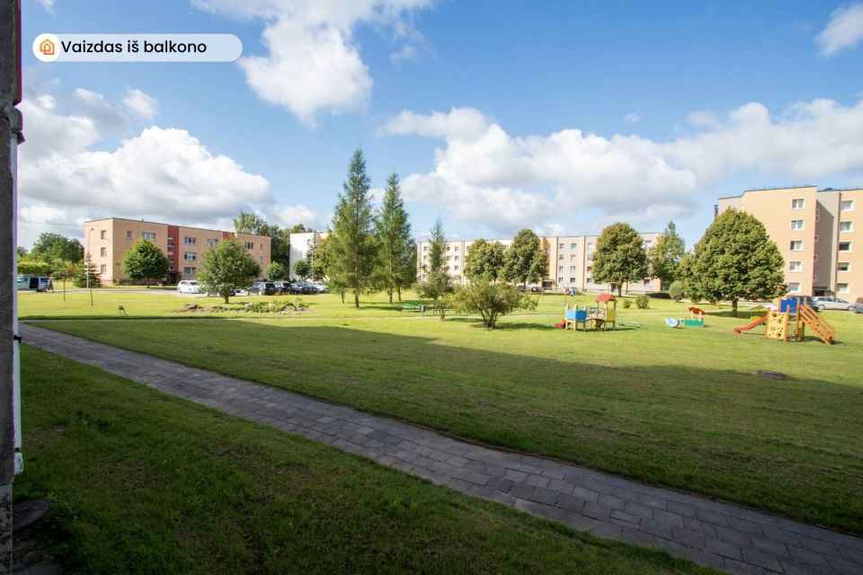 Parduodamas erdvus 2 kambarių butas Akmenės r., Ventoje, Žemaičių g. 47