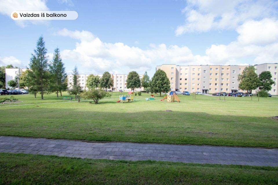 Parduodamas erdvus 2 kambarių butas Akmenės r., Ventoje, Žemaičių g. 47