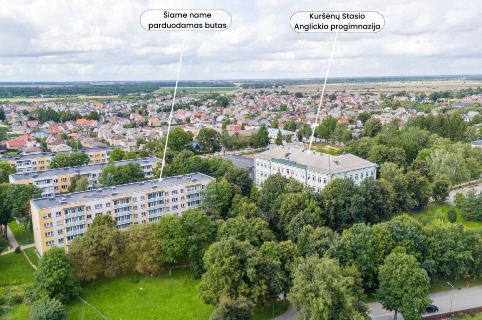 Parduodamas erdvus 3 kambarių butas renovuotame name V. Dambrausko g. 14, Kur&scaron;ėnuose