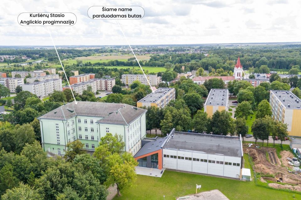 Parduodamas erdvus 3 kambarių butas renovuotame name V. Dambrausko g. 14, Kur&scaron;ėnuose