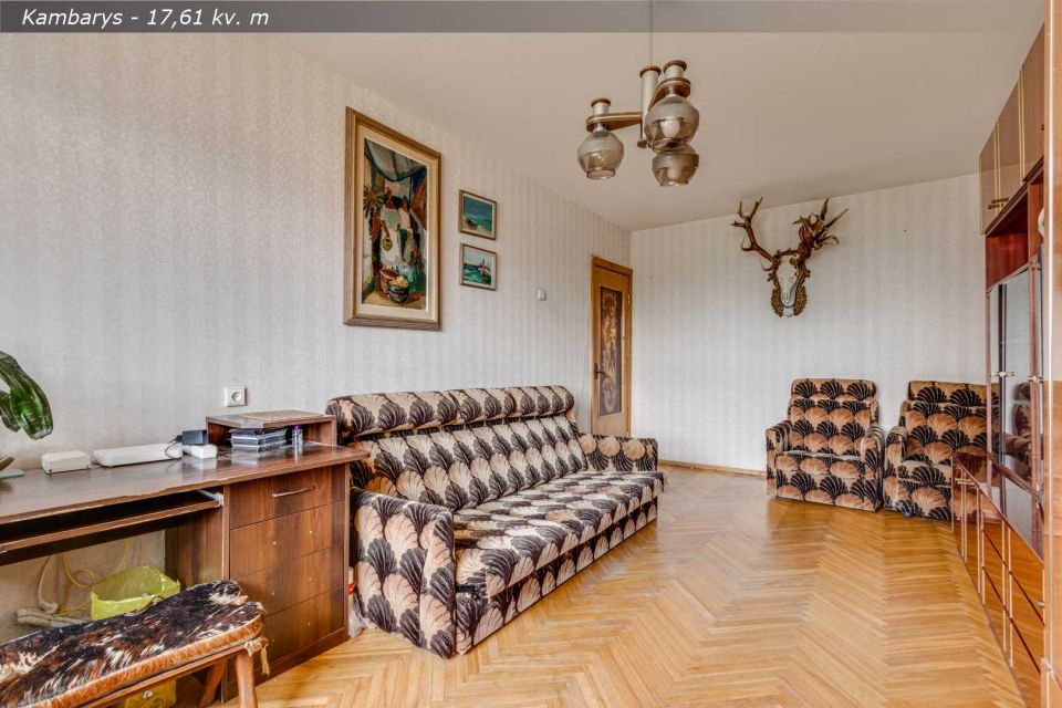 Parduodamas erdvus 3 kambarių butas, šalia Masčio ežero, Telšiuose, Vilniaus g. 8