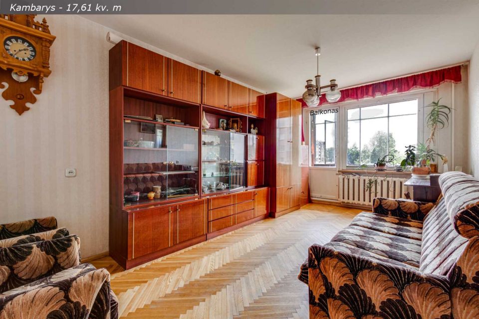 Parduodamas erdvus 3 kambarių butas, šalia Masčio ežero, Telšiuose, Vilniaus g. 8