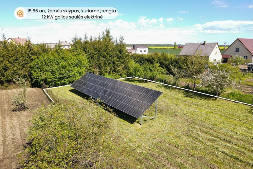Parduodamas erdvus ir ekonomiškas 2 aukštų namas su saulės elektrine ir sklypu Žiedo g., Kuršėnuose
