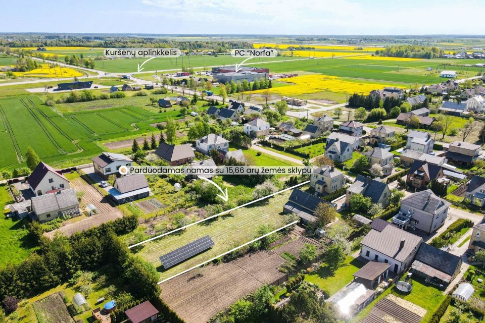 Parduodamas erdvus ir ekonomiškas 2 aukštų namas su saulės elektrine ir sklypu Žiedo g., Kuršėnuose