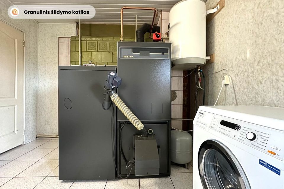 Parduodamas erdvus ir funkcionalus 236,76 kv. m gyvenamas namas Rietave – puikus pasirinkimas šeimai arba komercinei veiklai