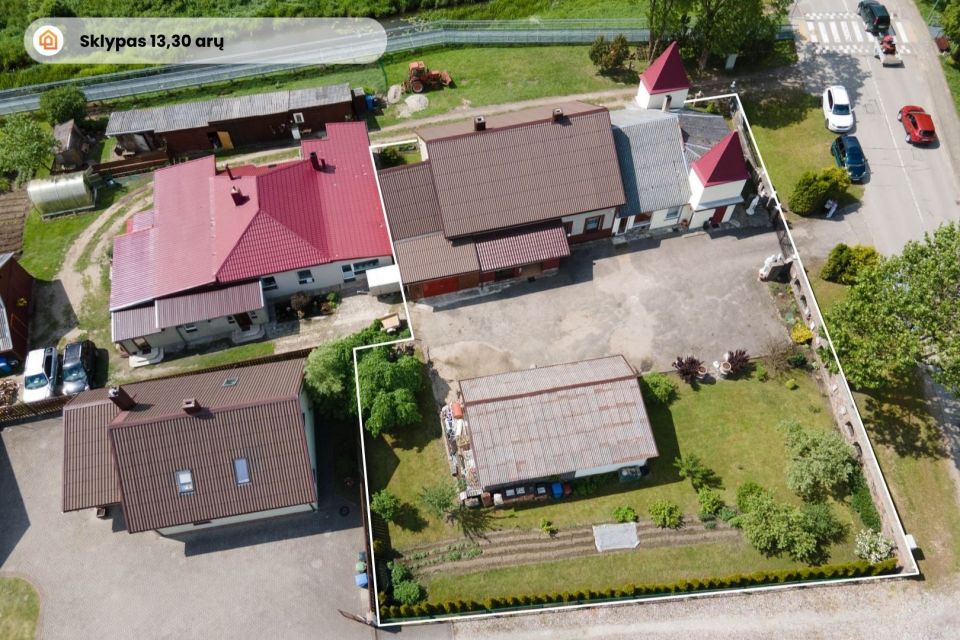 Parduodamas erdvus ir funkcionalus 236,76 kv. m gyvenamas namas Rietave – puikus pasirinkimas šeimai arba komercinei veiklai