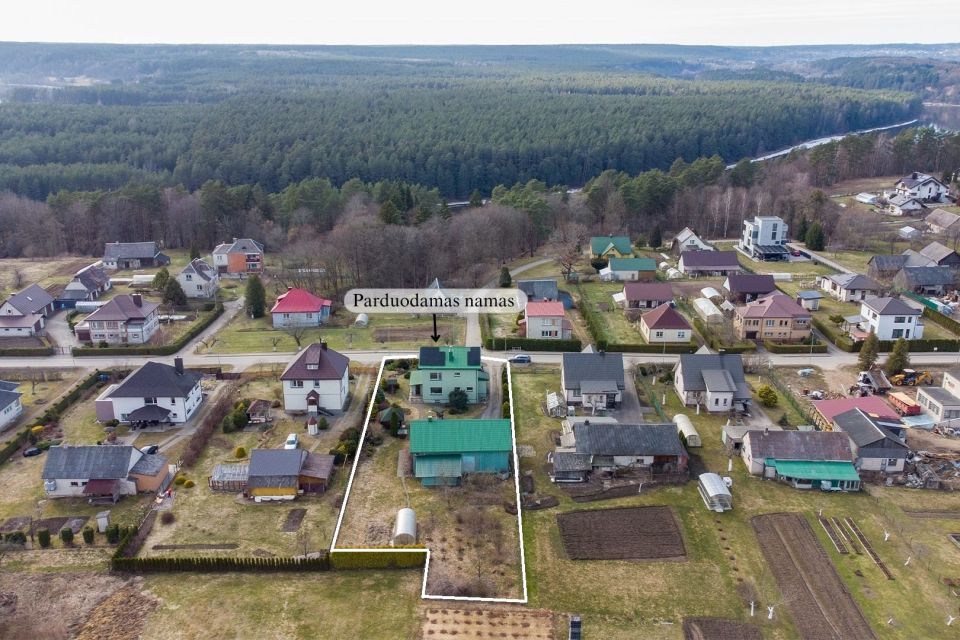 Parduodamas erdvus ir jaukus namas Bir&scaron;tone su 18 a. žemės sklypu