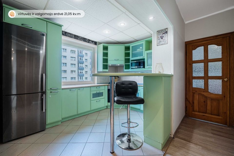 Parduodamas erdvus ir moderniai įrengtas 3 kambarių butas 2-ajame auk&scaron;te, Vyturio g. 2, Klaipėdoje