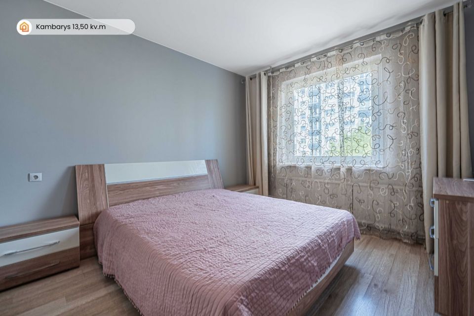 Parduodamas erdvus ir moderniai įrengtas 3 kambarių butas 2-ajame auk&scaron;te, Vyturio g. 2, Klaipėdoje
