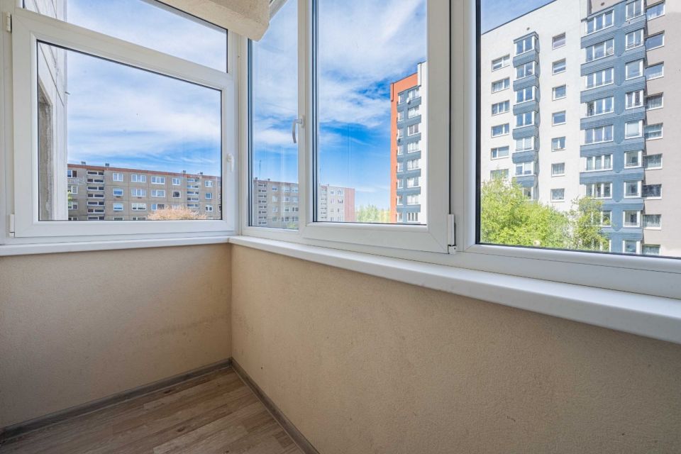 Parduodamas erdvus ir moderniai įrengtas 3 kambarių butas 2-ajame auk&scaron;te, Vyturio g. 2, Klaipėdoje