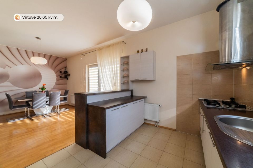 Parduodamas erdvus mūrinis gyvenamasis namas prie Bubių tvenkinio, Šiaulių r., Jakštaičių k., Saulėtekio g.10