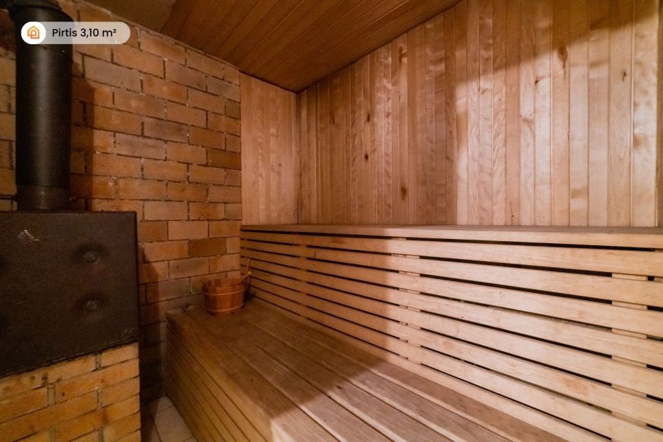 Parduodamas erdvus mūrinis namas Gaudžiočių g. 44, Naujojoje Akmenėje
