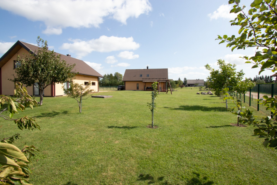 Parduodamas erdvus namas Tirkšlių miestelyje