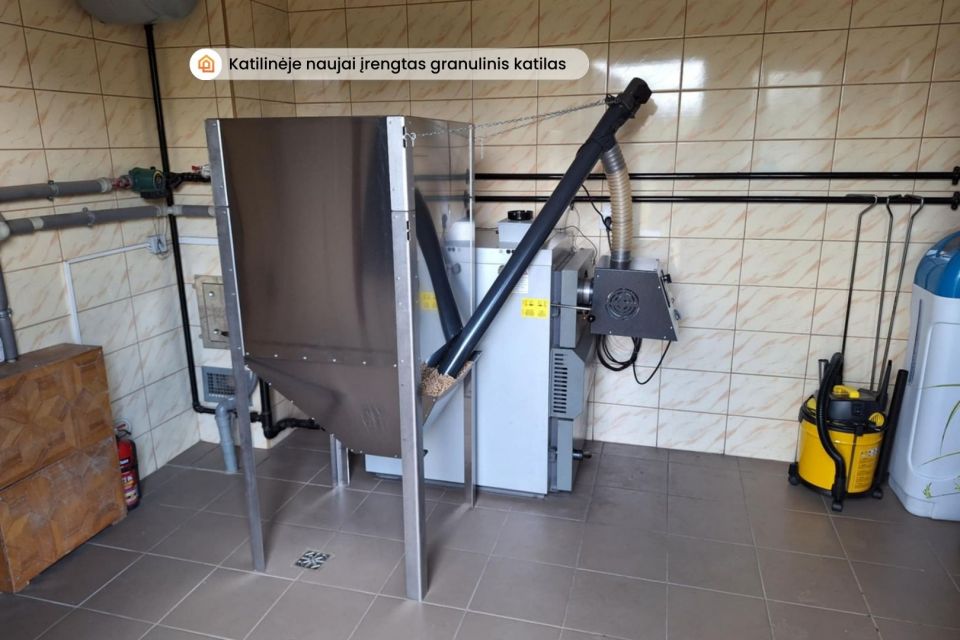 Parduodamas erdvus namas Tirkšlių miestelyje