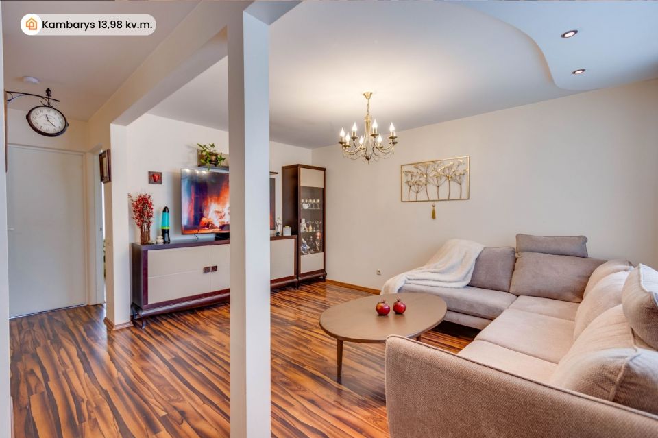 Parduodamas erdvus perplanuotas trijų kambarių butas K.Korsako g.43, &Scaron;iauliai