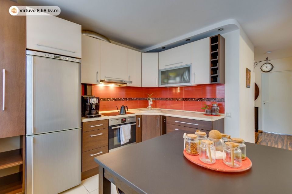 Parduodamas erdvus perplanuotas trijų kambarių butas K.Korsako g.43, &Scaron;iauliai