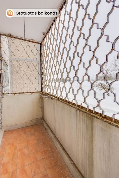 Parduodamas erdvus perplanuotas trijų kambarių butas K.Korsako g.43, &Scaron;iauliai