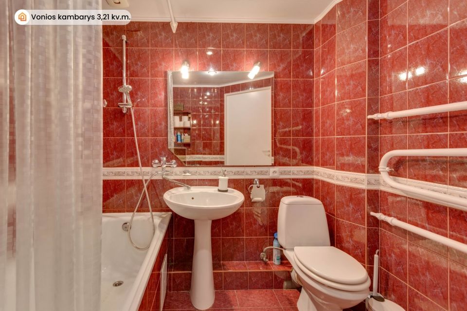 Parduodamas erdvus perplanuotas trijų kambarių butas K.Korsako g.43, &Scaron;iauliai