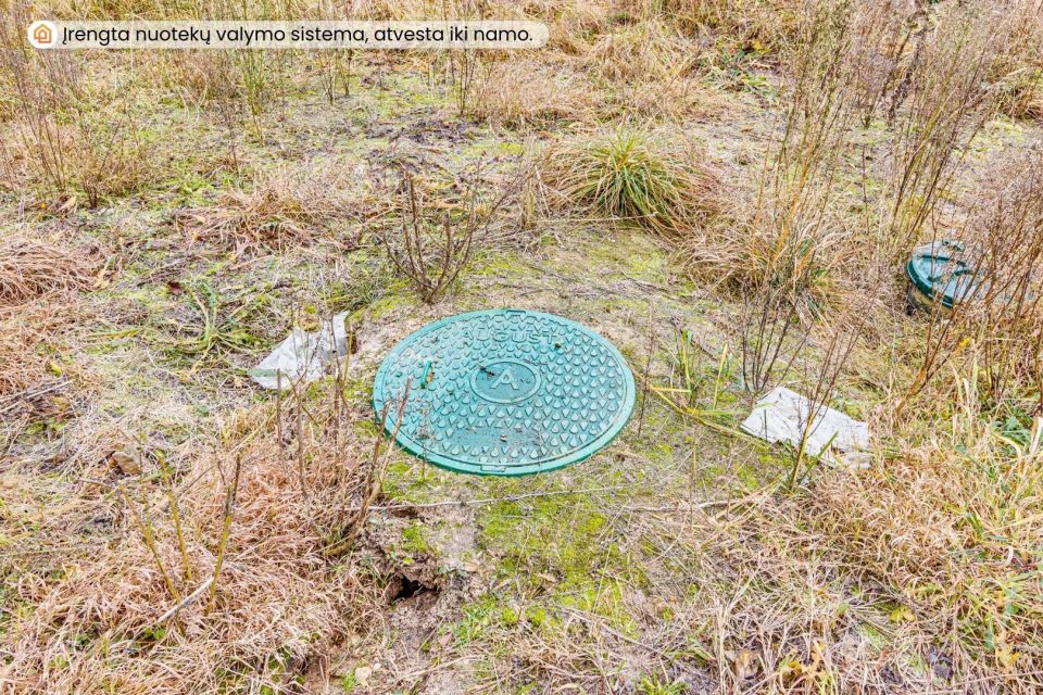 Parduodamas erdvus, rąstinis namas su 32,17 arų žemės sklypu Pakruojo r., Laipu&scaron;kių k.